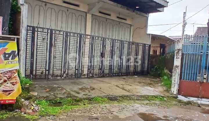 Sturdy Ready-to-Use Shop House on Kh Mas Mansyur Street, Rangkasbitung