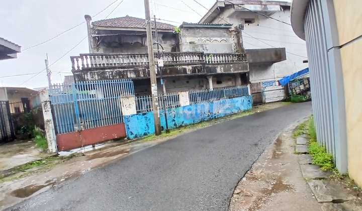 Sturdy Ready-to-Use Shop House on Kh Mas Mansyur Street, Rangkasbitung 2