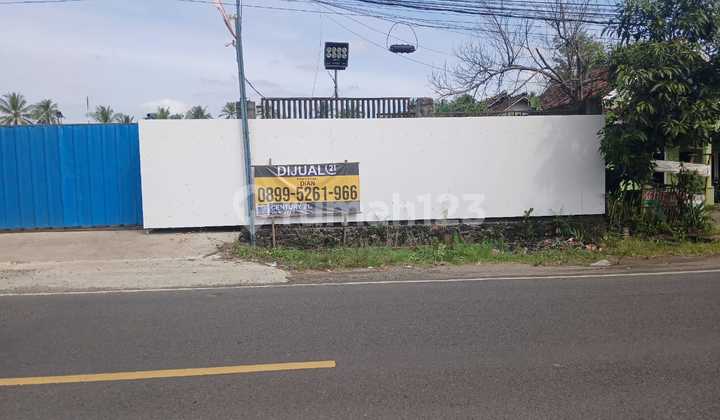 Warehouse Plus Employee Mess on Tanjung Lesung Main Road Warehouse Plus Employee Mess on Tanjung Lesung Main Road