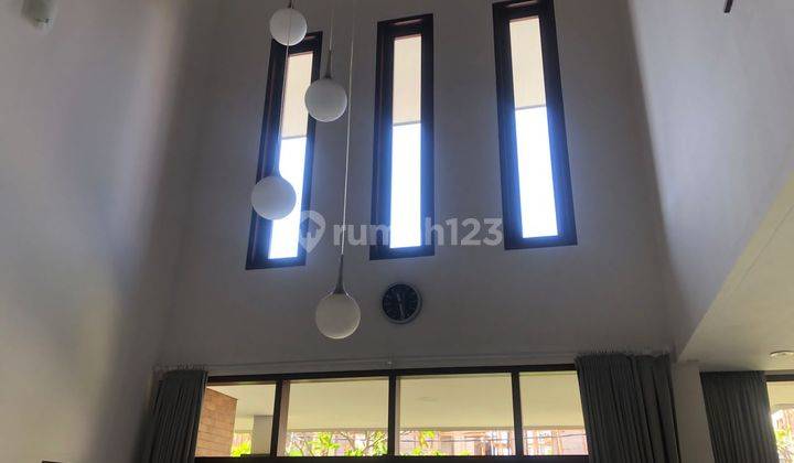 Rumah di Jalan kutat lestari SHM Baru Timur 10