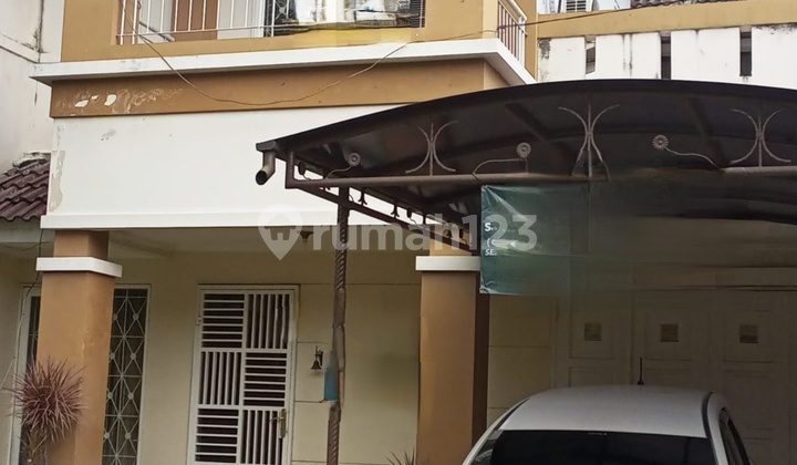 Dijual Rumah 2lantai Di Puri Beta 1 Dekat Halte Busway Bisa K P R