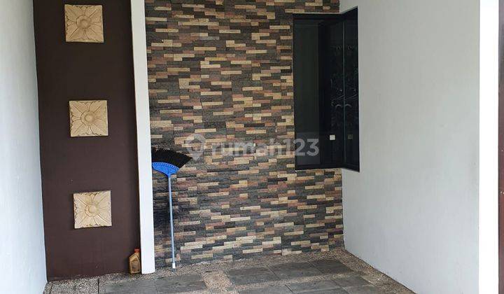 Rumah Dijual Siap Huni  2.5 Lantai  didalam Cluster Duta Bintaro  2