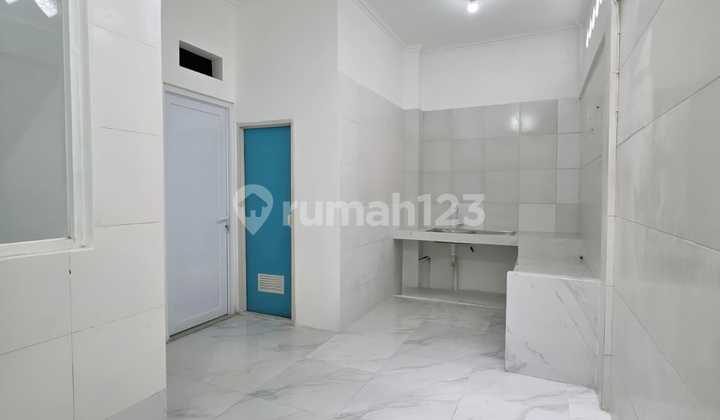 Dijual Rumah 2 Lantai Siap Huni Dalam Cluster Rempoa di Jakarta Selatan 2