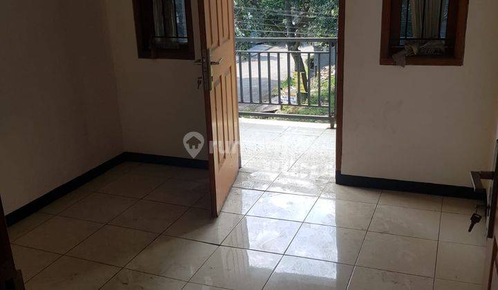 Rumah Bagus Unfurnished SHM di Pasir Salam, Bandung 2