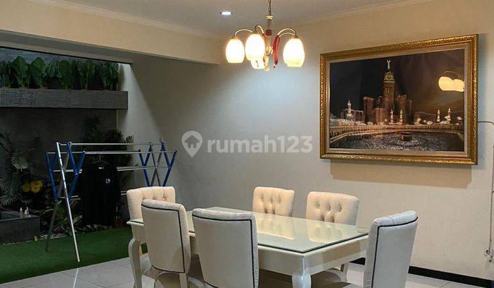 Rumah Bagus Unfurnished SHM di Sri Kusumah, Bandung 2