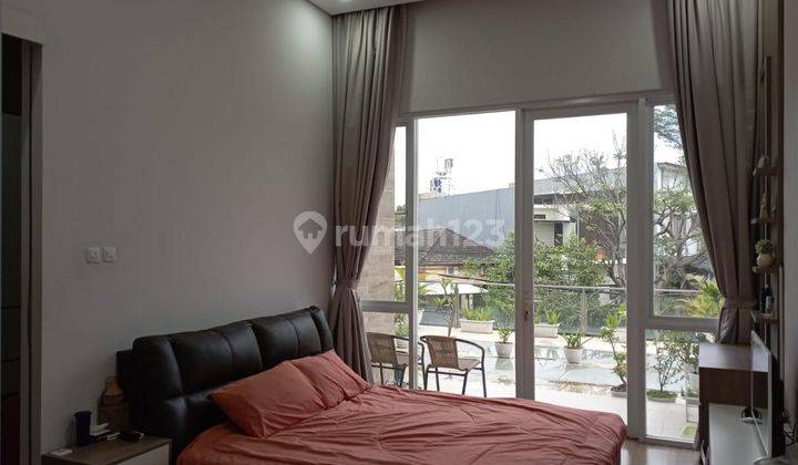 Rumah 2 Lantai Bagus Furnished SHM di Mekar Wangi, Bandung 2