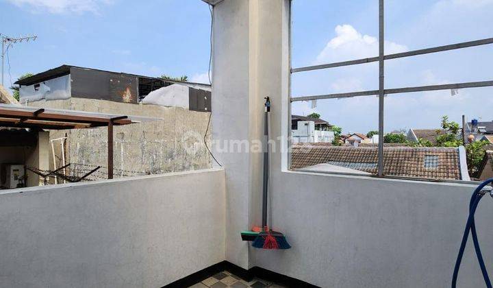 Rumah 2 Lantai Bagus Unfurnished SHM di Kopo Permai 2, Bandung 2