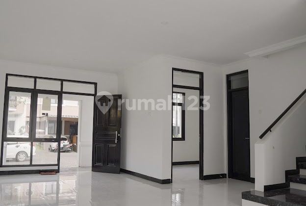 Nice 2-Story Unfurnished SHM House in Kbp Tatar Wangsakerta, Bandung