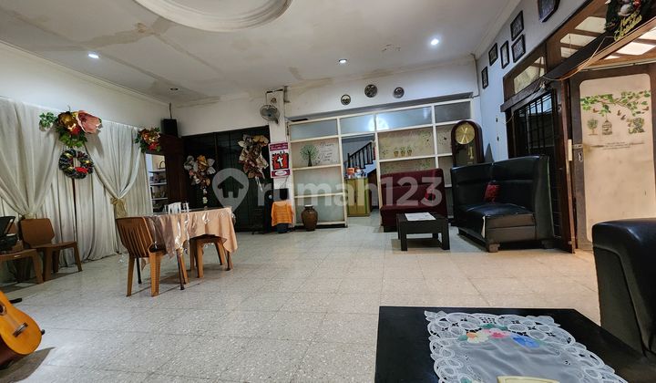 Commercial Property Lodaya