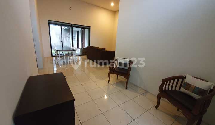 Rumah 1 Lantai Kbp Lokacitra SHM Siap Huni Semi Furnished