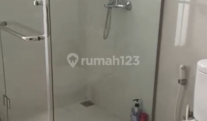 Beautiful Minimalist House in Dago Pakar Resort Fully Furnished SHM Dago Pakar Resort, Bandung 2