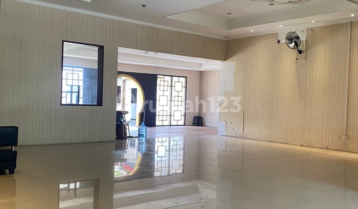 Rumah Mainroad Dr Cipto Daerah Komersial