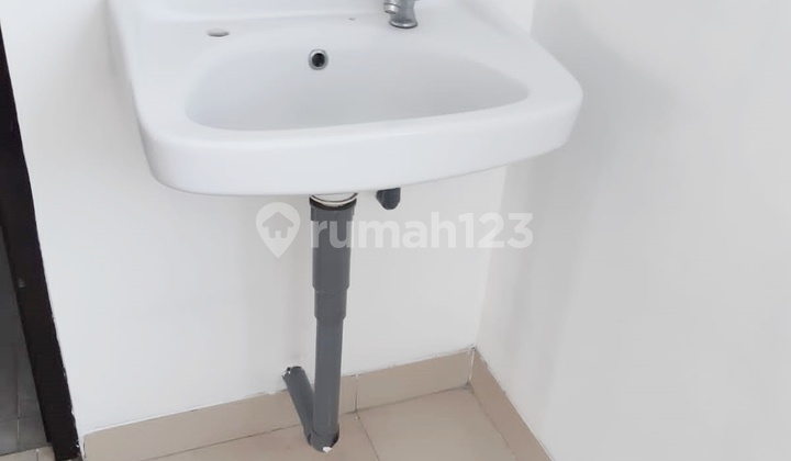 For Sale: Batununggal Mainroad Shop House