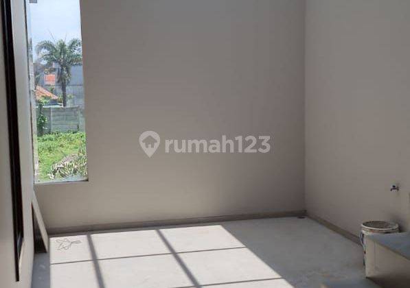 Jual Rumah Lux House Setraduta 1