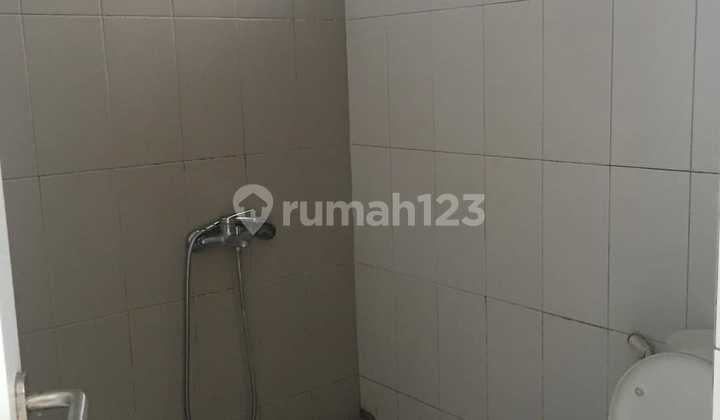 3-Storey Shop House Batununggal Main Road 2