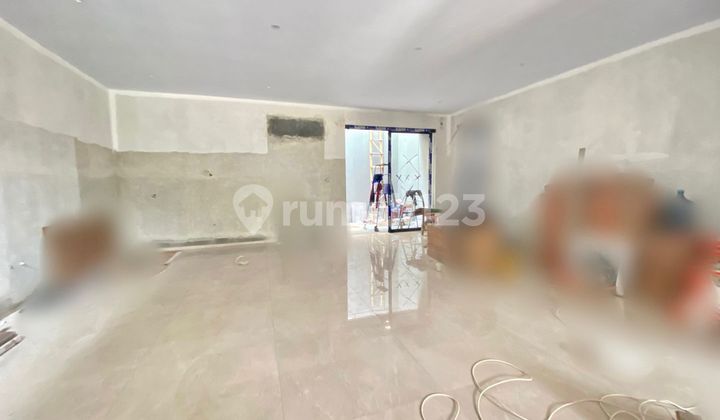 Rumah 100% Baru Singgasana Pradana On Progress