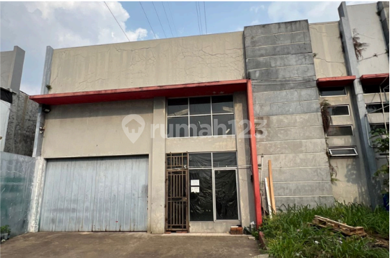 Sekekumbung Warehouse can also be rented annually. Sekekumbung Warehouse can also be rented annually.