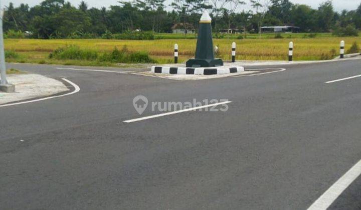 Luas 125m2 Dekat Barat Museum Soeharto Moyudan Sudah SHM  8
