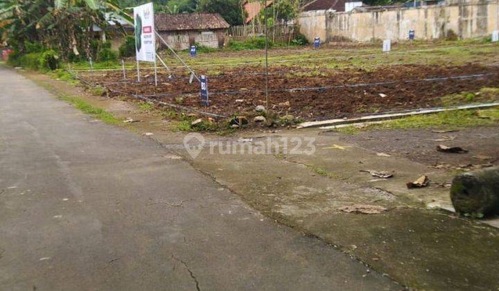 Luas 125m2 Dekat Barat Museum Soeharto Moyudan Sudah SHM  9