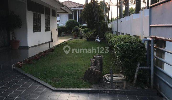 Rumah 2 Lantai SHM di Green Garden, Jakarta Barat 1