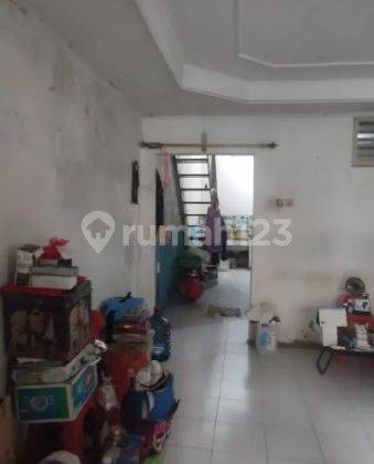 Rumah hitung tanah 2 lantai SHM Duri Kepa Jakarta Barat 2