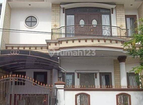 Rumah 2 Lantai Bagus Barat Daya di Taman Surya Jakarta Barat 1