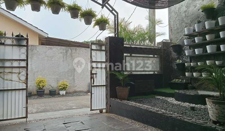 Rumah Bagus Dan Semi Furnished Di Klapanunggal 2