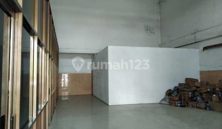Dijual Rumah Lokasi Bandung Kota, Rumah Dan Tanah Luas. 2