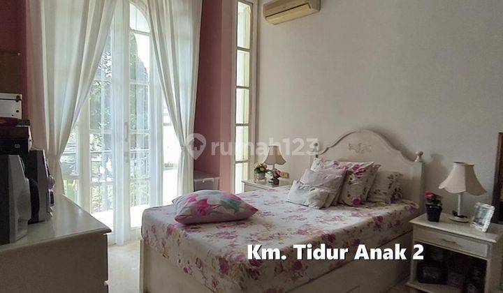 Pondok Indah Jakarta Selatan, Rumah Klasik Cantik, Siap Huni. 10