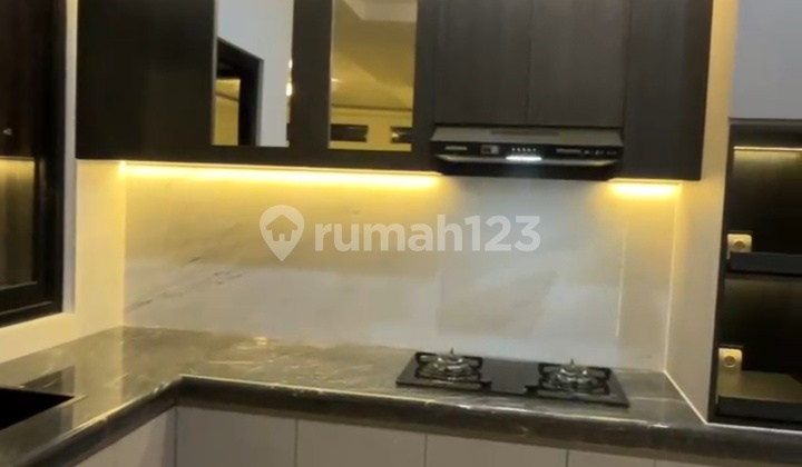 For Sale Fully Renovated House, Move-In Ready, Strategic Location 2