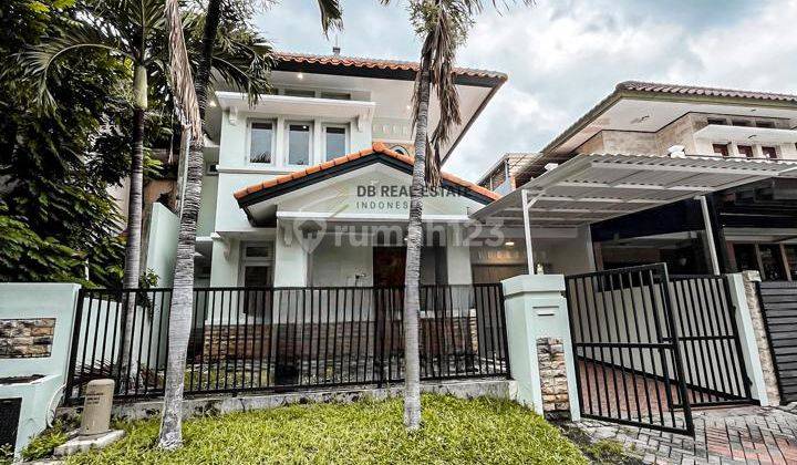 Rumah Graha Family 2 Lt Hadap Timur Tangga Marmer Lantai Granite 1