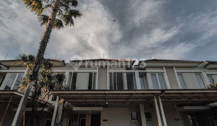 Jual Rumah Suvadiva Pakuwon City 2 Lt Baru Renov Free Kitchen Set