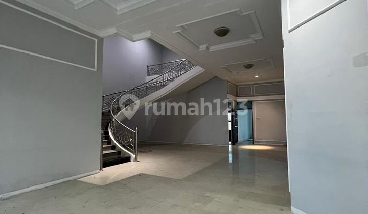 Luxury House for Rent in Darmahusada Indah, 2 Floors, South Facing 2
