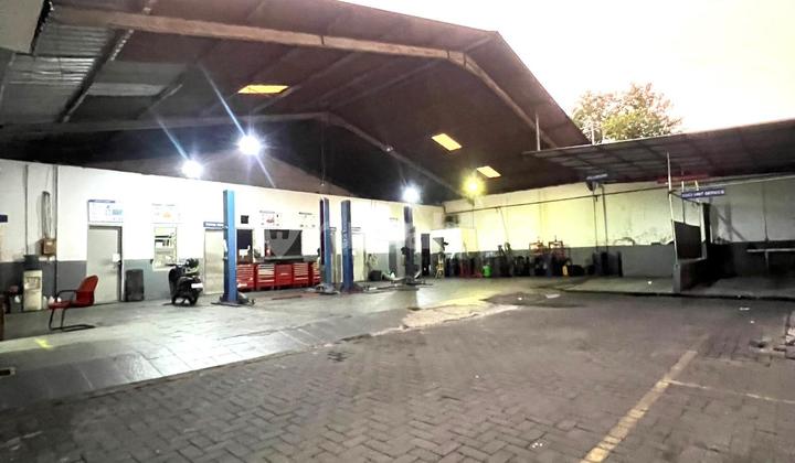 Rent HR Muhammad Grand Commercial Building 2 Floors Strategic Location