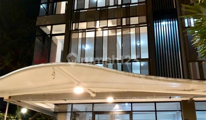 For Rent: Beverly Shopping Arcade Shop House in Pakuwon City, 3.5 Floors, Strategic Location For Rent: Beverly Shopping Arcade Shop House in Pakuwon City, 3.5 Floors, Strategic Location