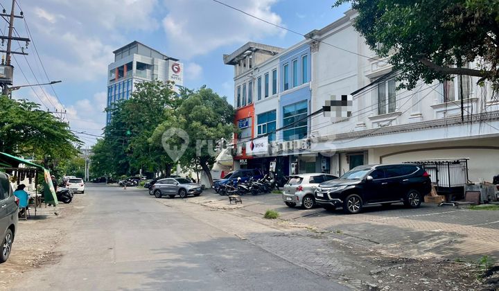 Sewa Tempat Usaha ex Salon Bridal di Jl Jawa, Raya Gubeng 3,5 Lt 2