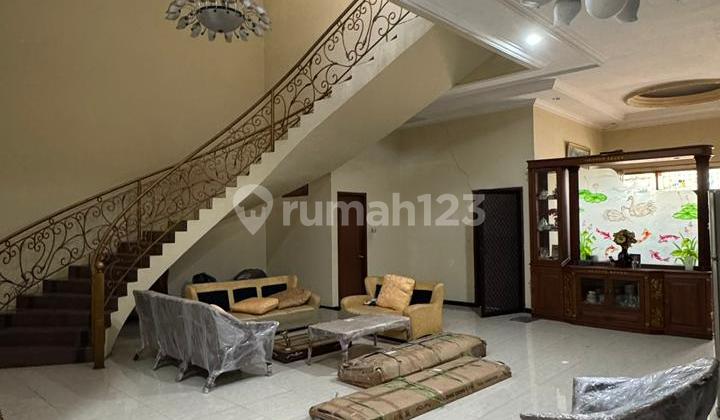 Sell Luxury Classic House on Dharmahusada Boulevard, 2 Floors 2