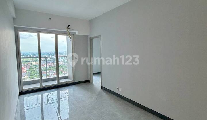 Bella Pakuwon City Apartment 3 BR LT 15 Wide Balcony + Pool View 2