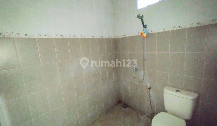 Rumah 1 Lantai di Candisari Lokasi Bebas Banjir