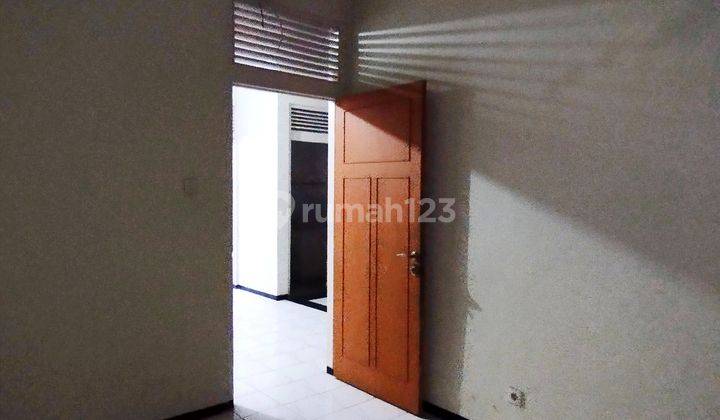 Rumah 1 Lantai di Candisari Lokasi Bebas Banjir