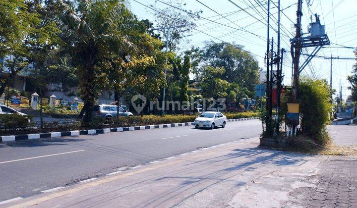 Ruko 2 Lantai di Pusponjolo Berada di Area Komersil Hiburan 4
