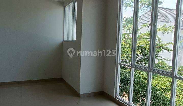 Rumah 2 Lantai Siap Huni , Strategis Dekat Tol Cibubur 11