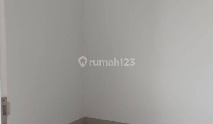 Rumah 2 Lantai Siap Huni , Strategis Dekat Tol Cibubur 17