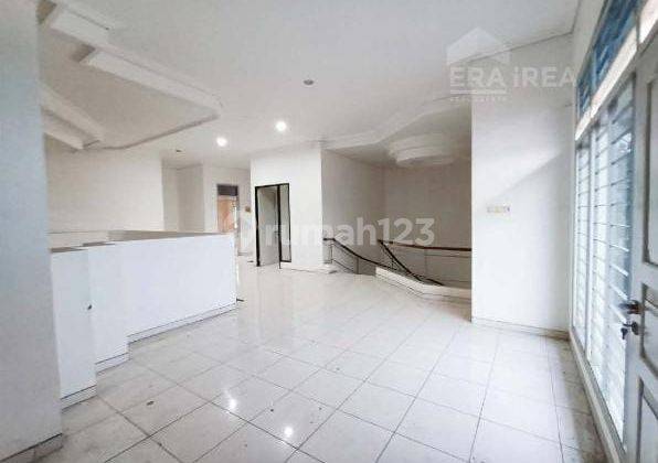 Disewa Ruang usaha Tengah kota pusat kuliner 2