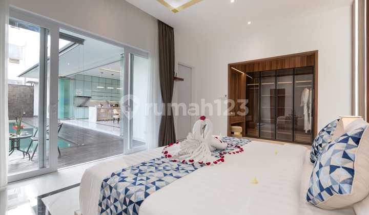 Dijual Modern Villa Baru Lantai 2 Di Seminyak Bali  6