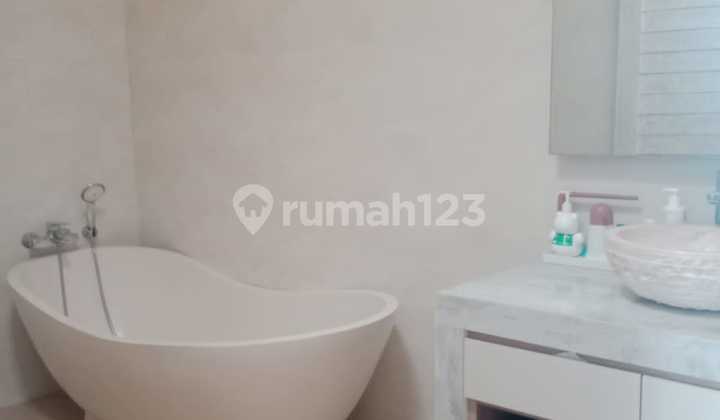 Dijual Villa Lantai 2 Minimalis View Sawah Dan Sungai  16