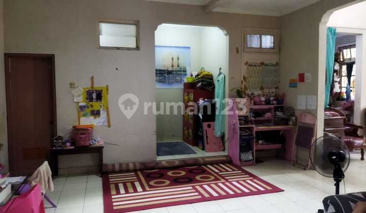 House For Sale Within Kota Wisata Housing Cluster 2