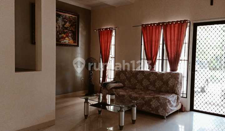 Dijual Rumah Modern Lokasi Strategis di Perumahaan Kota Wisata