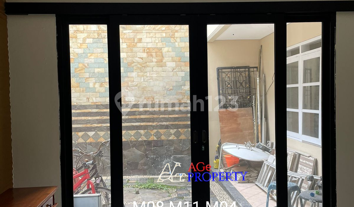 Rumah Disewa yang Bergaya Romantisme di Kota Wisata  9