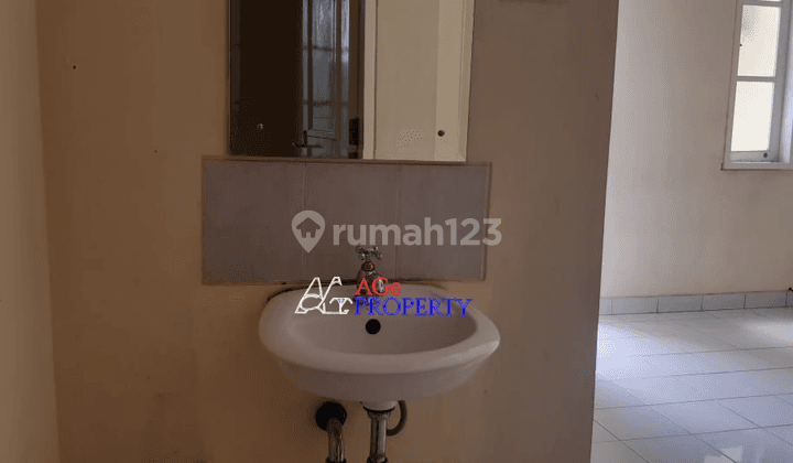 Rumah Sewa Strategis Dekat Pusat Kuliner Kota Wisata  3